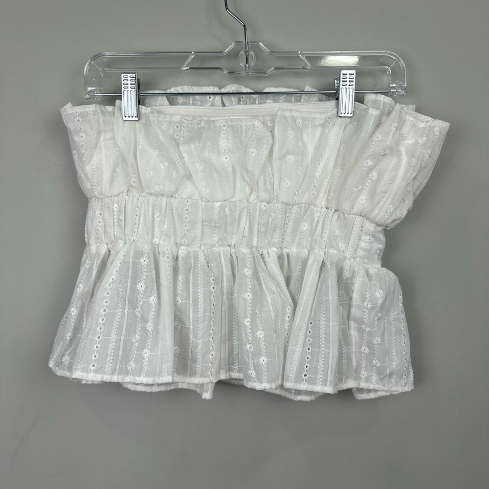 Thirty thirty LA White Eyelet Ruffle Crop Top Medium - Picture 5 of 9